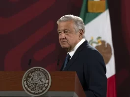 AMLO ‘minimiza’ marchas del INE: son pequeñas para potencial conservador