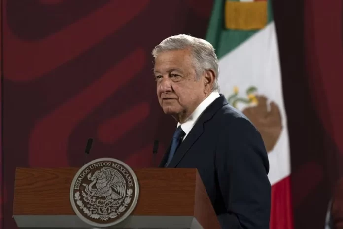 AMLO ‘minimiza’ marchas del INE: son pequeñas para potencial conservador